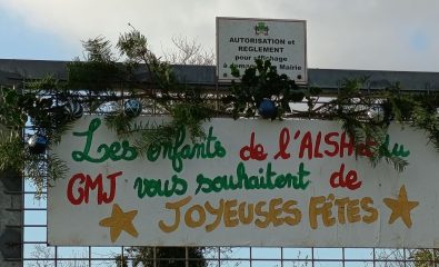 Décorations de Noël faites par le CMJ et l'ALSH